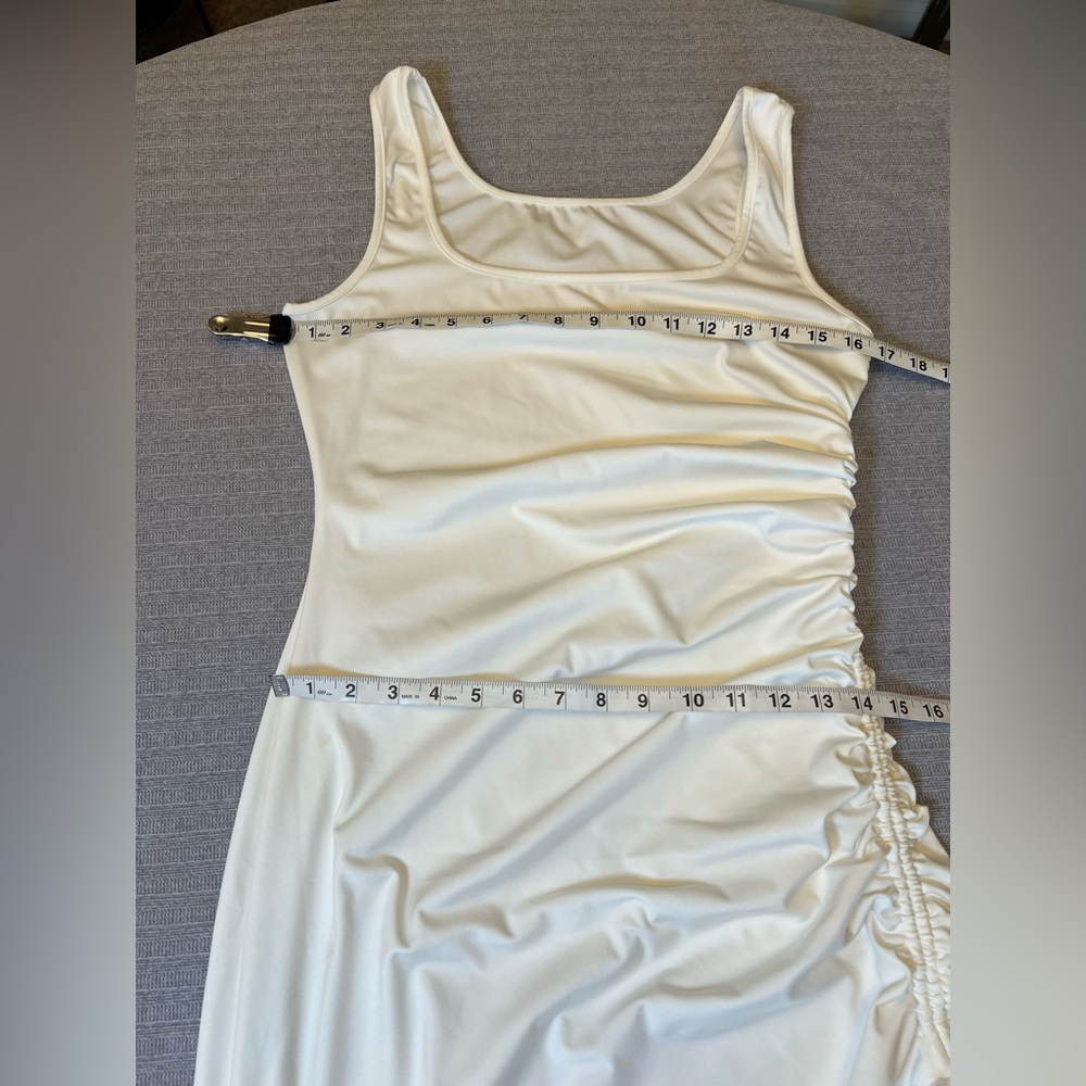 White Ruched Dress Size Large - Picture 4 of 10